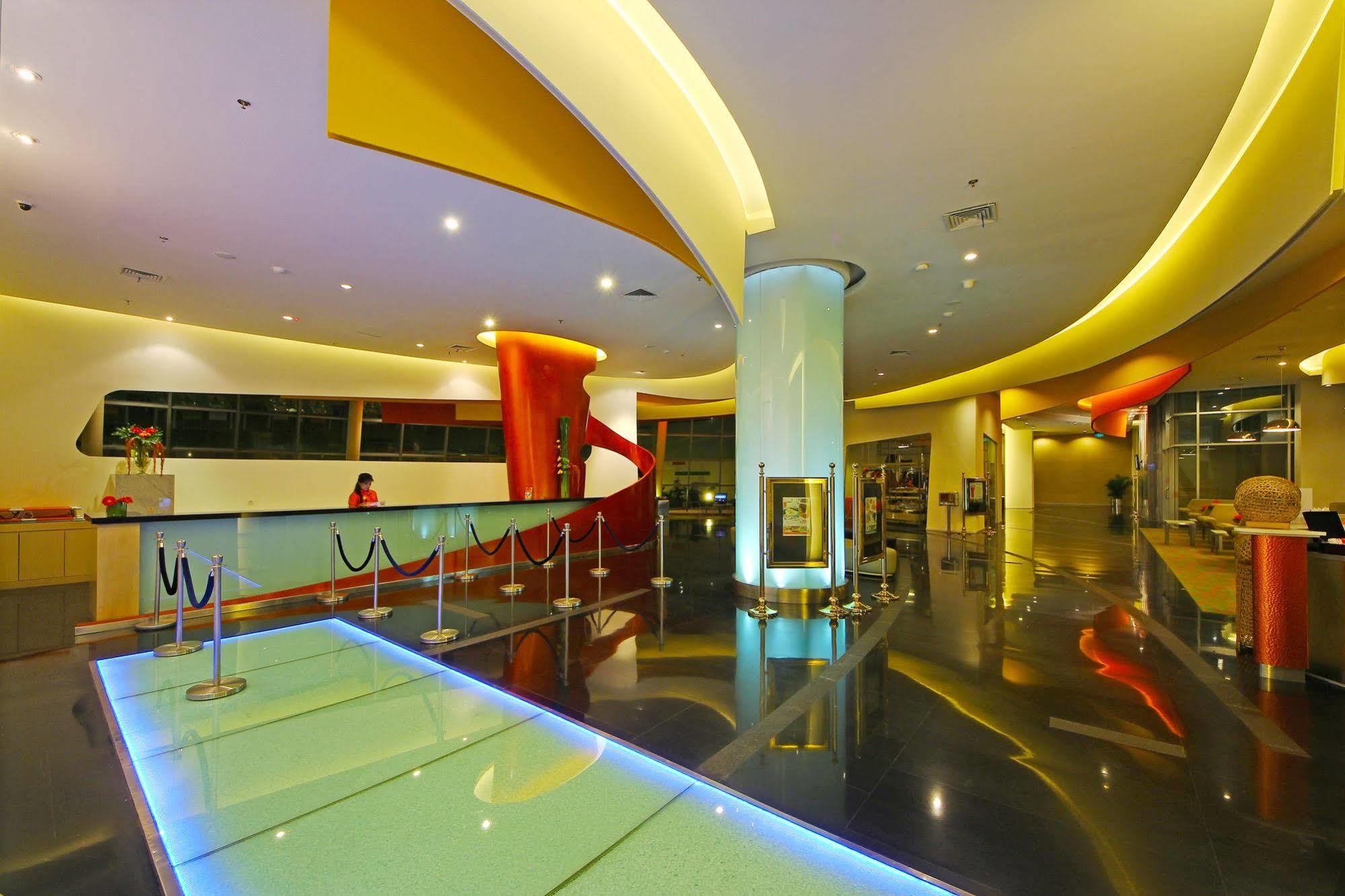 Pop! Hotel Festival Citylink Bandung Dış mekan fotoğraf