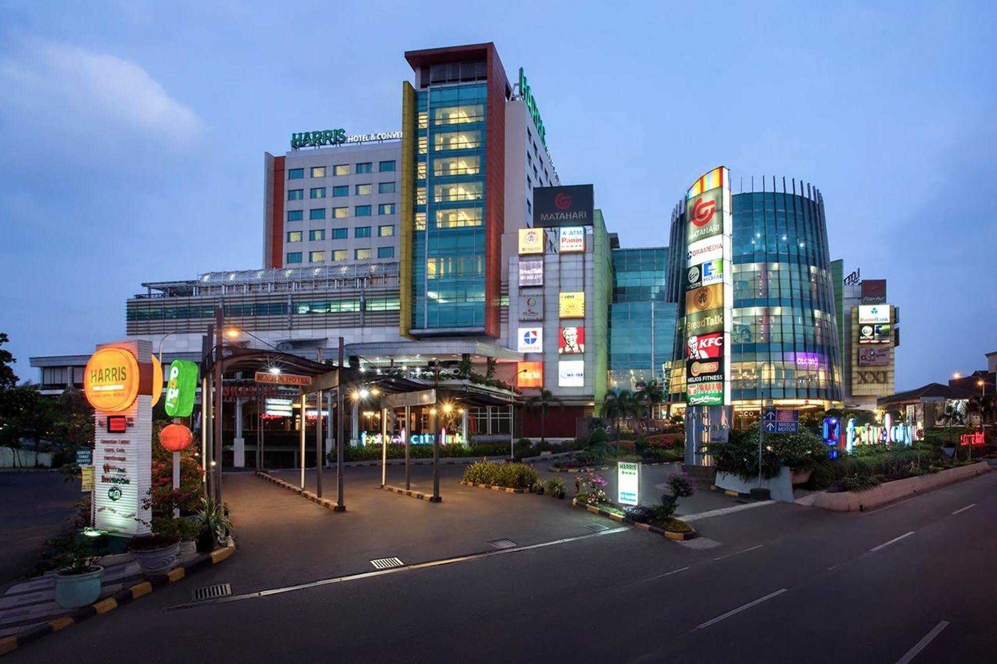 Pop! Hotel Festival Citylink Bandung Dış mekan fotoğraf
